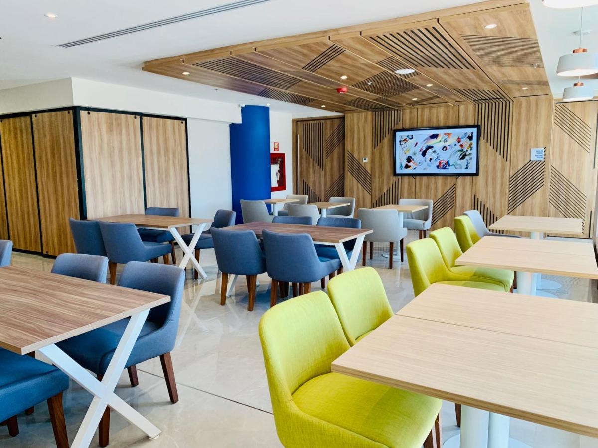 Holiday Inn Express - Guadalajara Vallarta Poniente By Ihg Zapopan Eksteriør billede