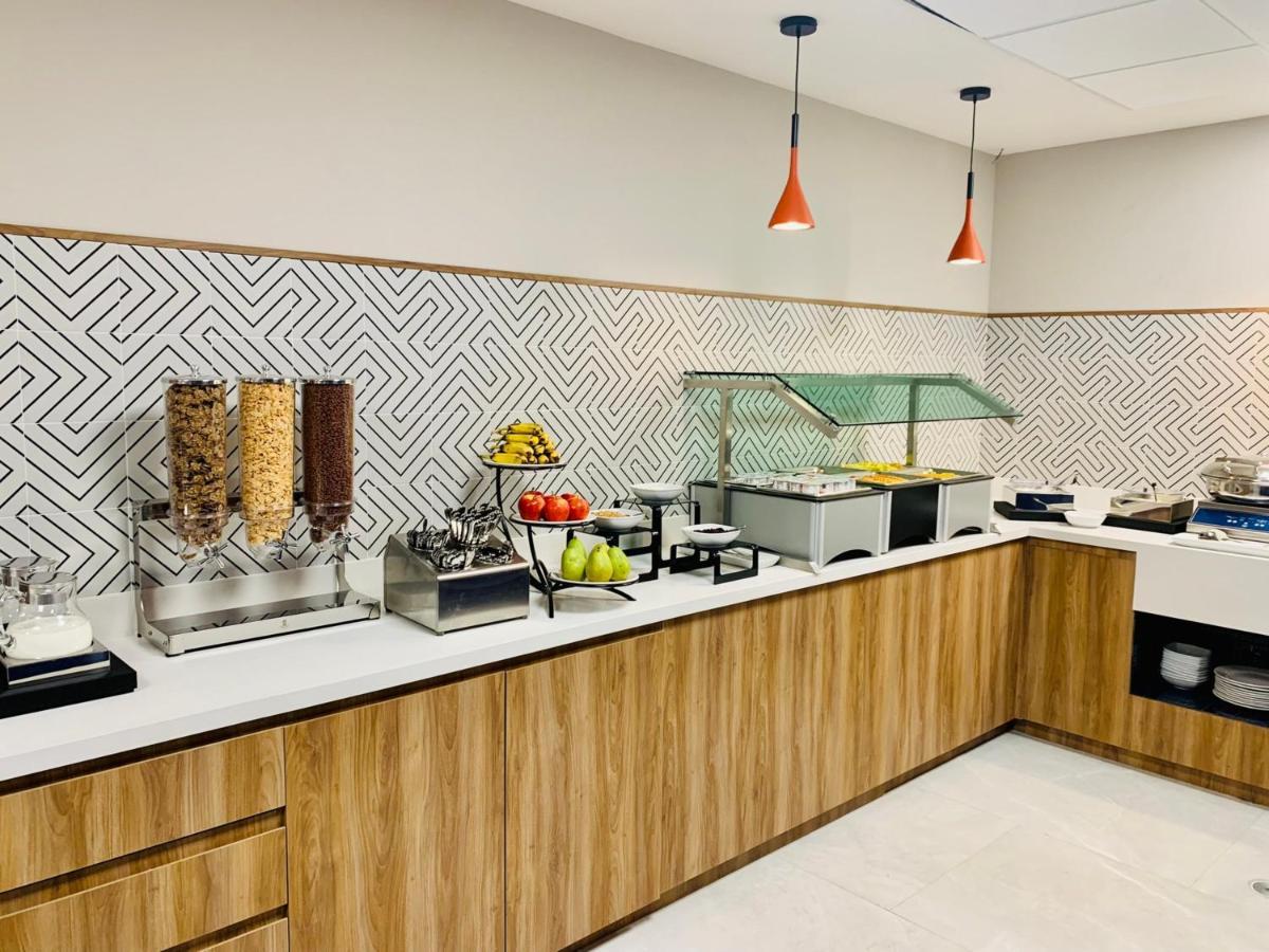 Holiday Inn Express - Guadalajara Vallarta Poniente By Ihg Zapopan Eksteriør billede